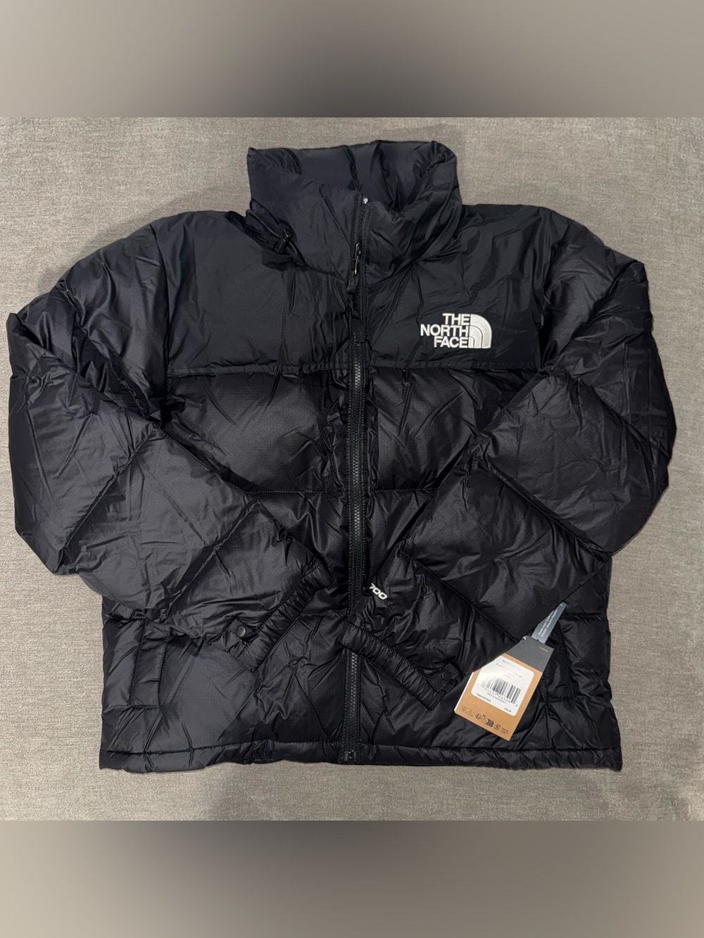 The North Face women’s 96 retro nuptse puffer jacket, 700 fill size LG NWT